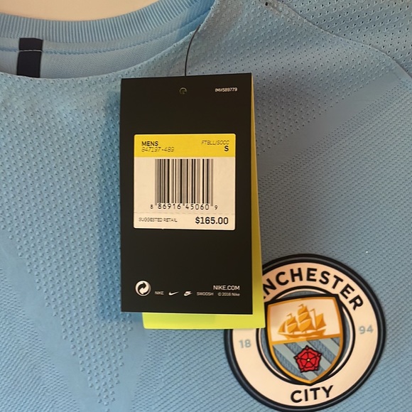 Manchester city jersey - Picture 3 of 5